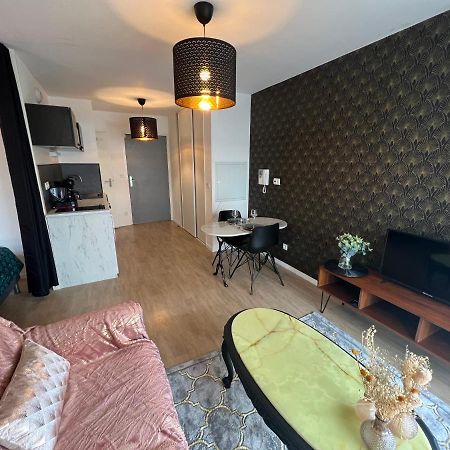 Le Trendy Apartment Cesson-Sévigné Екстериор снимка